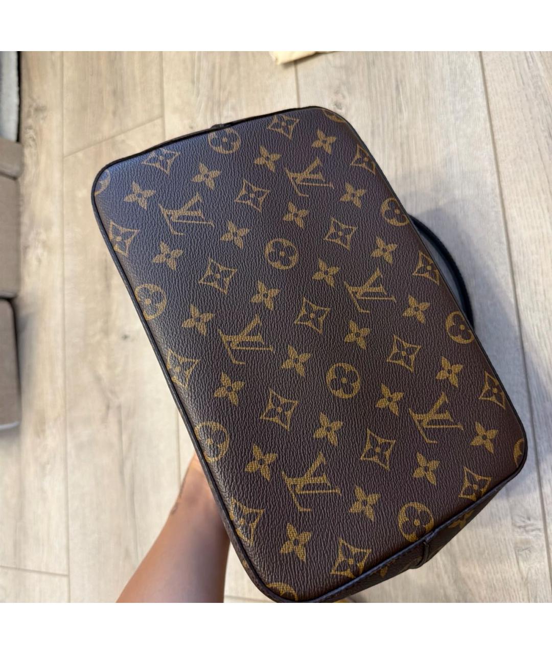 LOUIS VUITTON Коричневая сумка с короткими ручками из канвы, фото 6