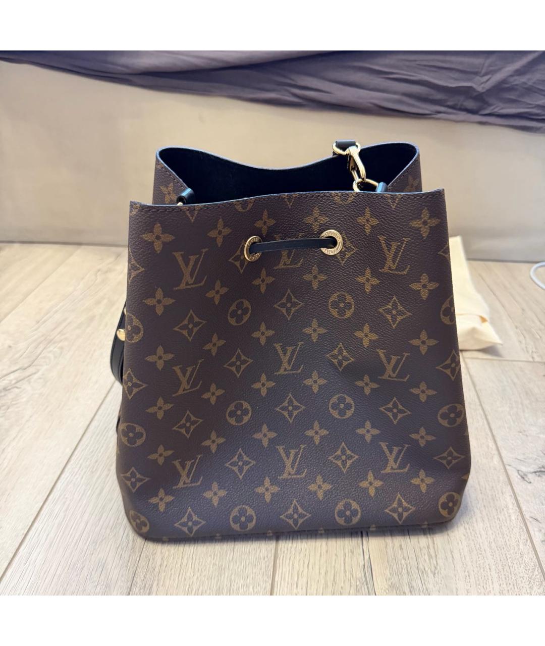 LOUIS VUITTON Коричневая сумка с короткими ручками из канвы, фото 2