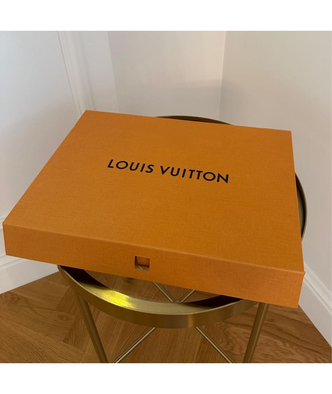 LOUIS VUITTON Серый кашемировый шарф, фото 6