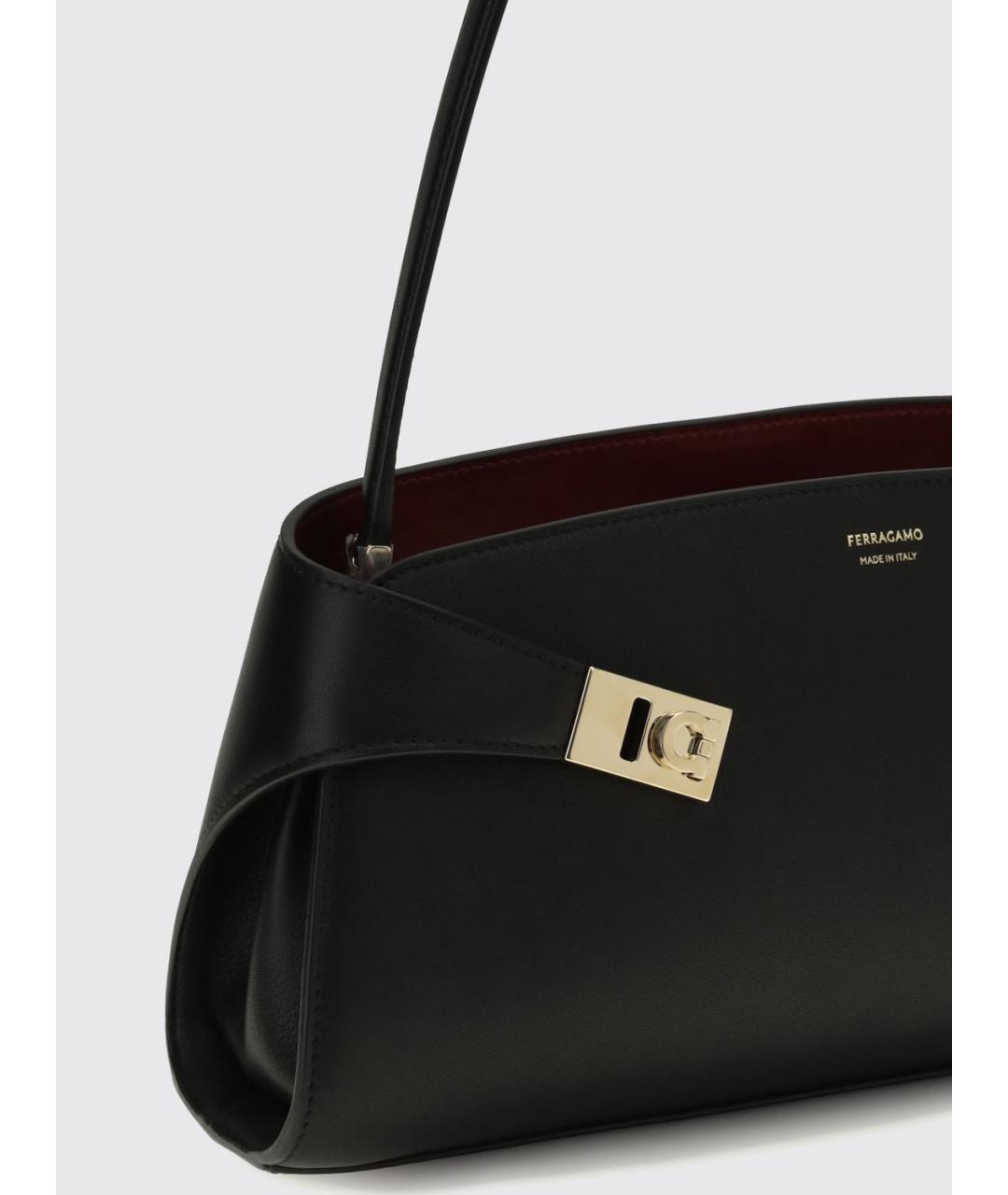 FERRAGAMO Черная кожаная сумка через плечо, фото 5