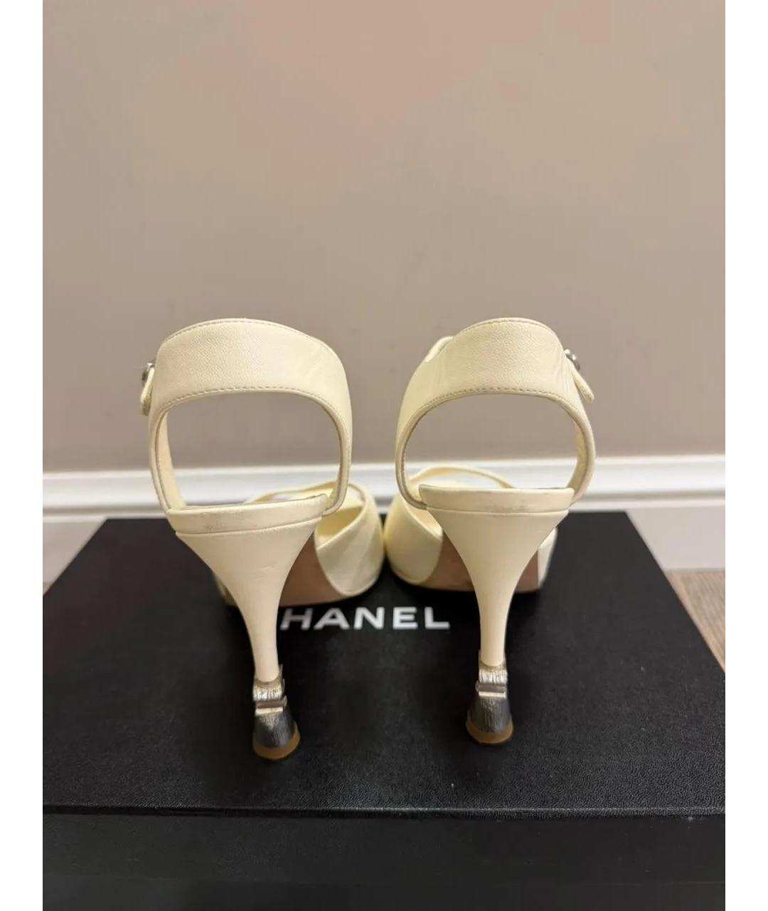 CHANEL Белые кожаные туфли, фото 4