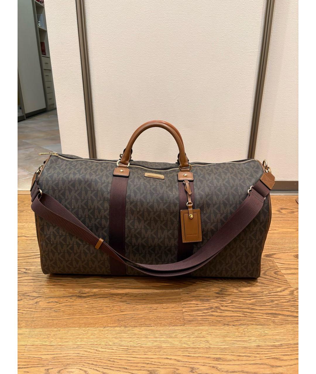 MICHAEL KORS Коричневая дорожная/спортивная сумка из канвы, фото 7