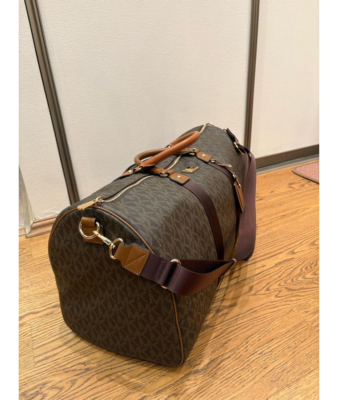 MICHAEL KORS Коричневая дорожная/спортивная сумка из канвы, фото 2