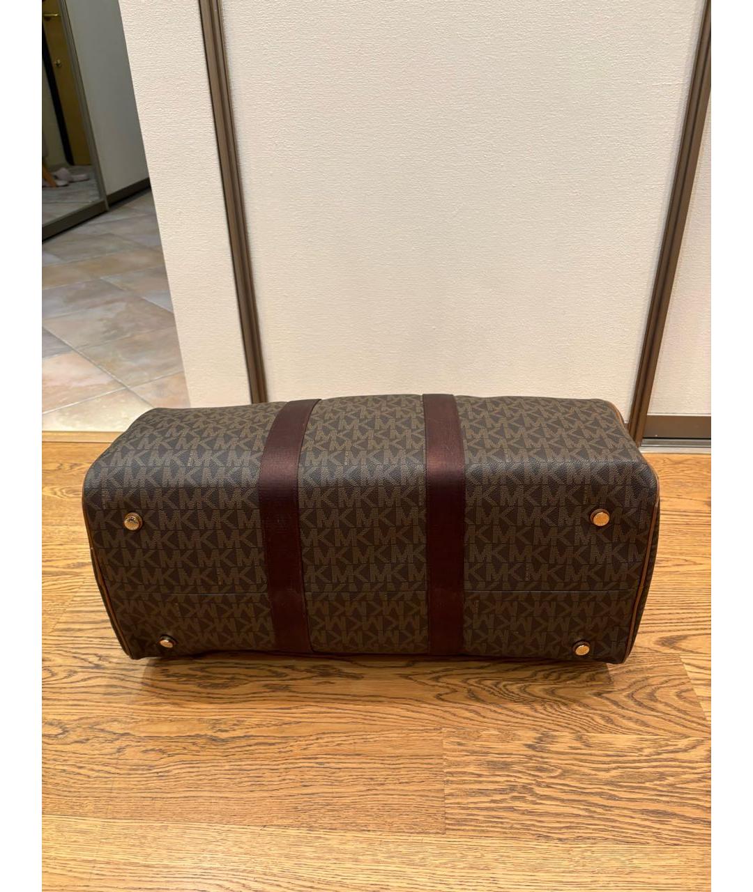 MICHAEL KORS Коричневая дорожная/спортивная сумка из канвы, фото 3