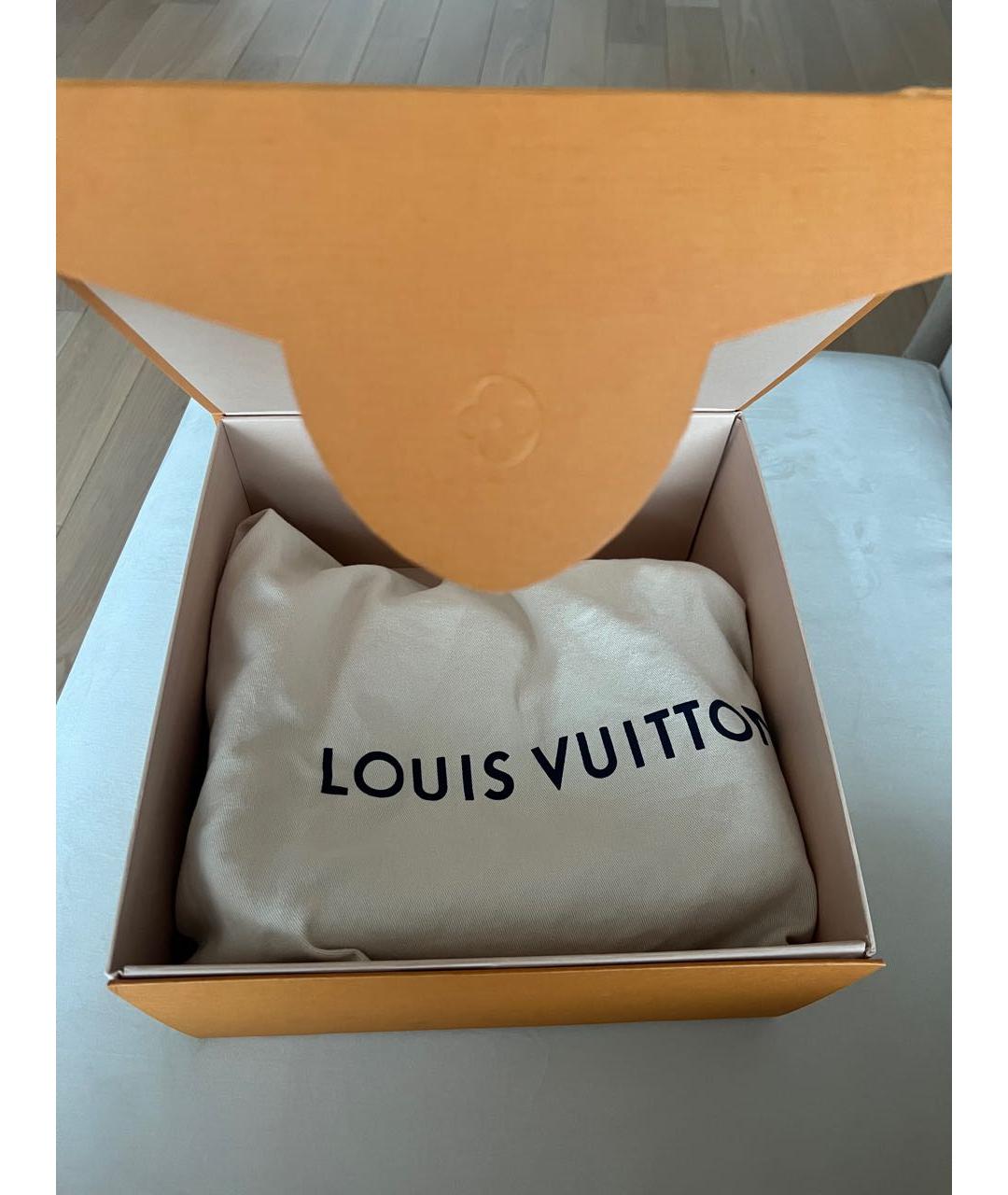 LOUIS VUITTON Черная кожаная сумка на плечо, фото 6