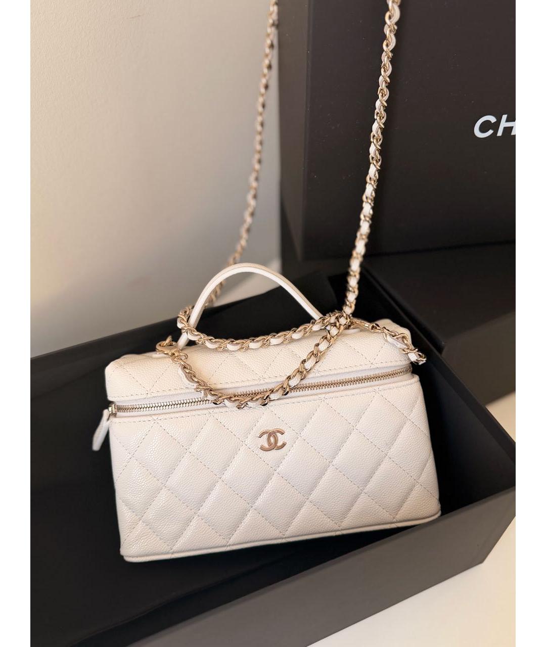 CHANEL Белая кожаная сумка через плечо, фото 4