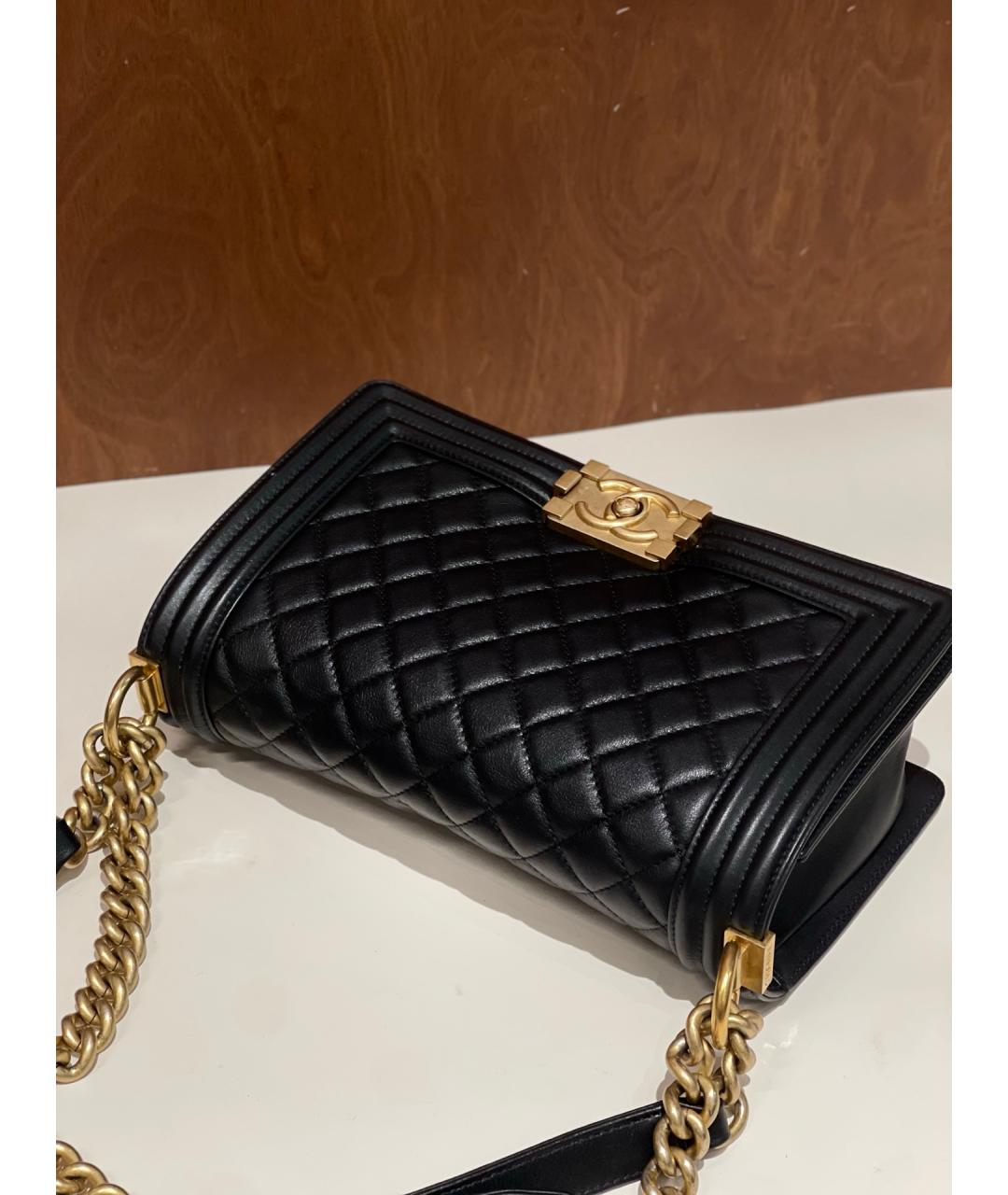 CHANEL Черная кожаная сумка через плечо, фото 6