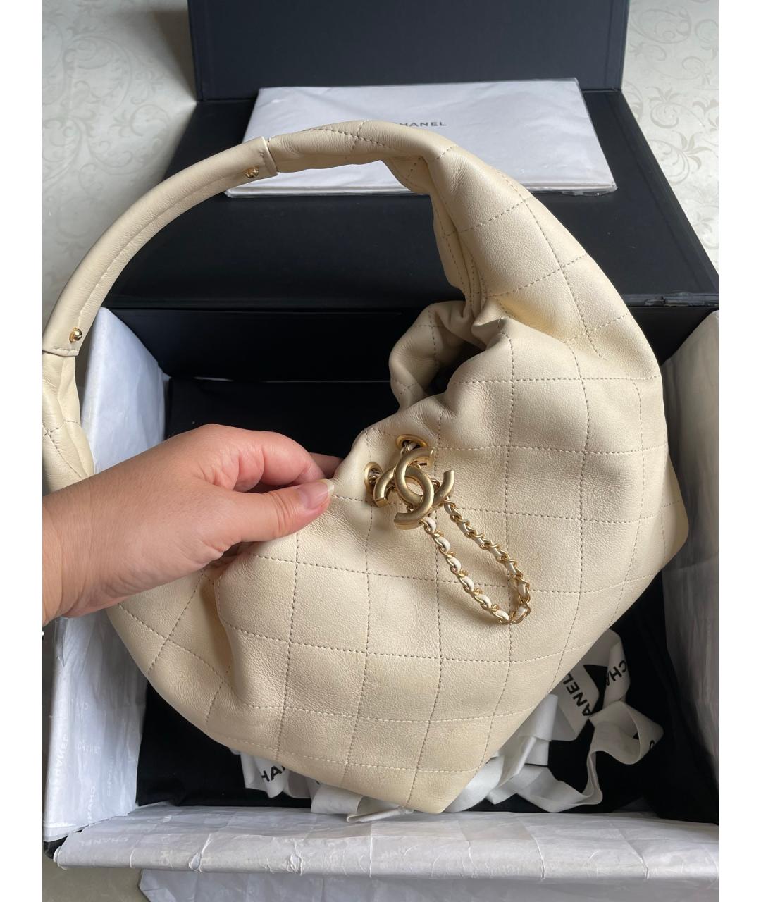 CHANEL Белая кожаная сумка тоут, фото 2