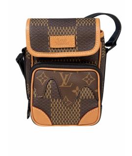 LOUIS VUITTON Сумка через плечо