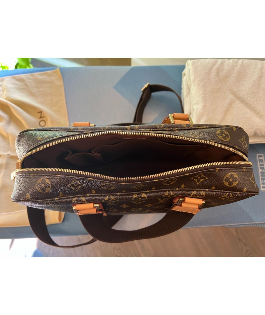 LOUIS VUITTON Коричневый портфель из канвы, фото 4