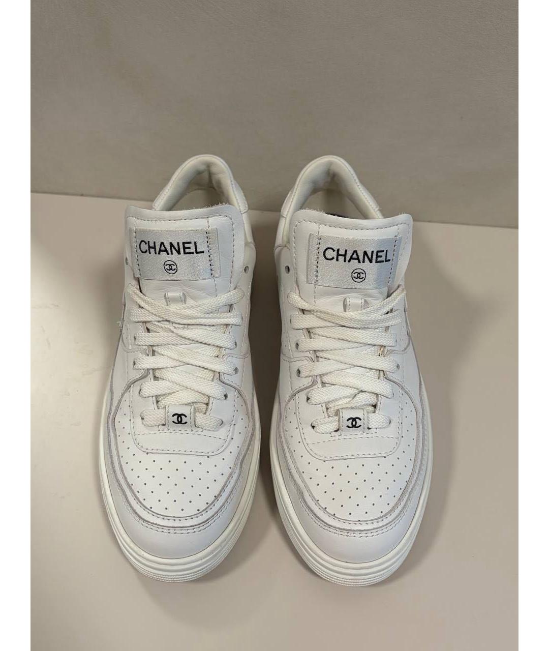 CHANEL Белые кожаные кеды, фото 2