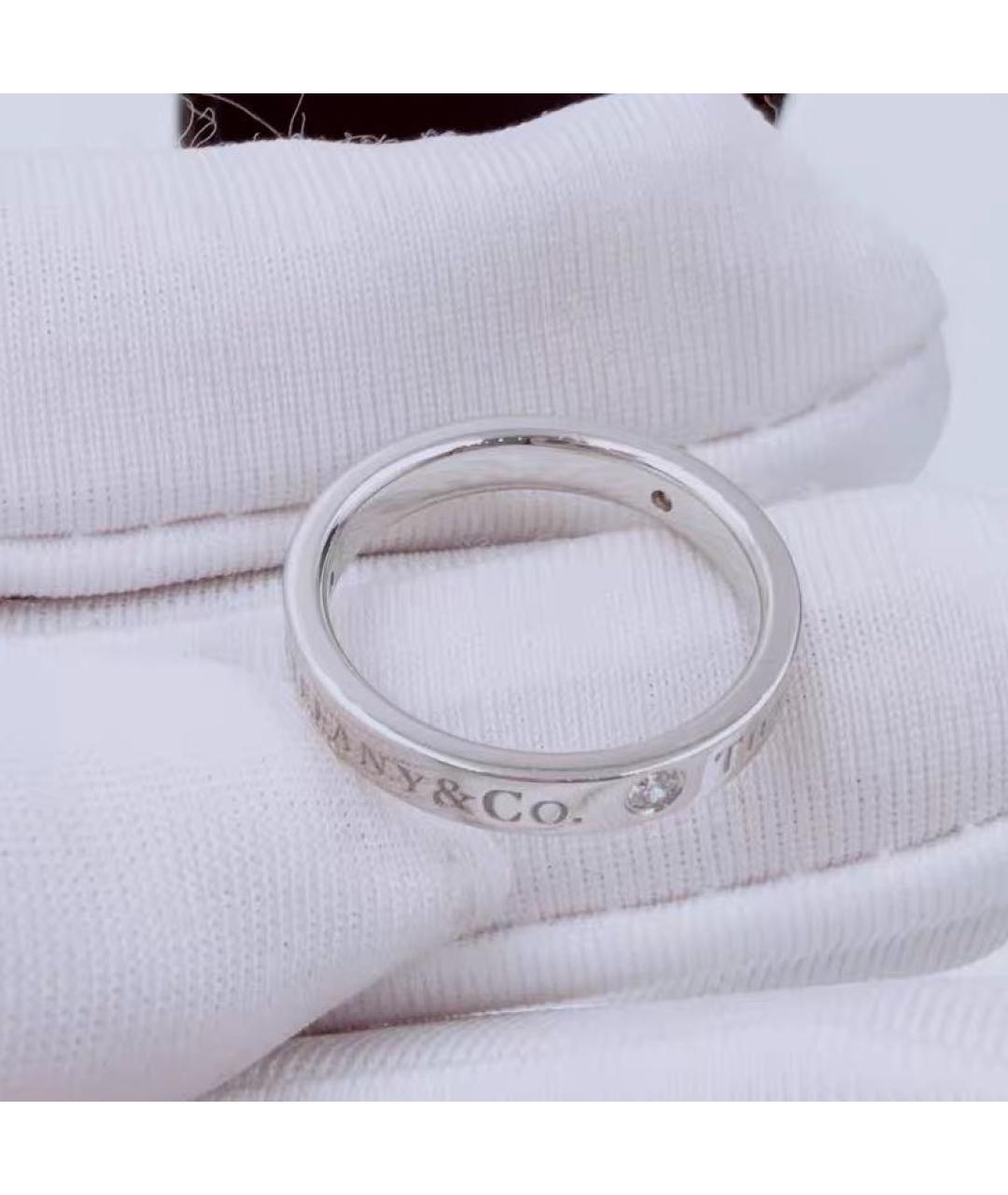 TIFFANY&CO Белое платиновое кольцо, фото 6