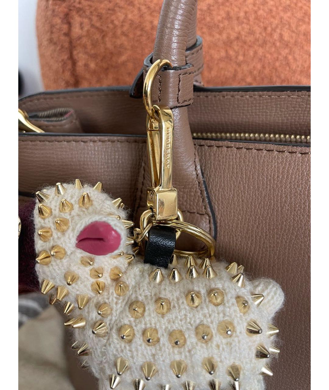 BURBERRY Бежевая кожаная сумка с короткими ручками, фото 6