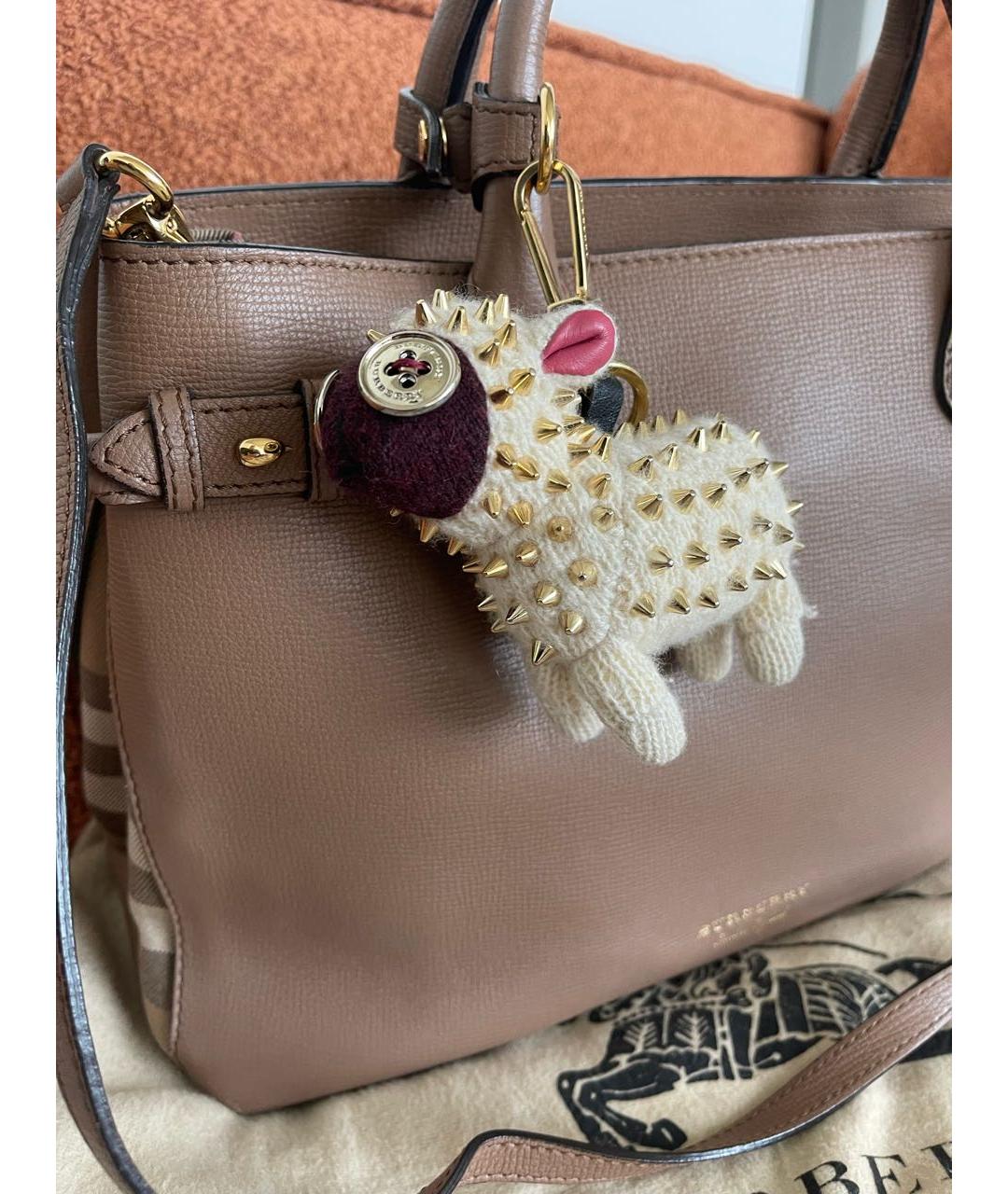 BURBERRY Бежевая кожаная сумка с короткими ручками, фото 5