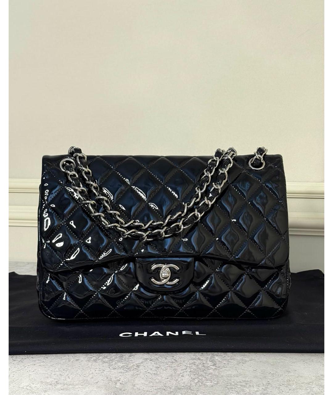 CHANEL Черная сумка через плечо из лакированной кожи, фото 9