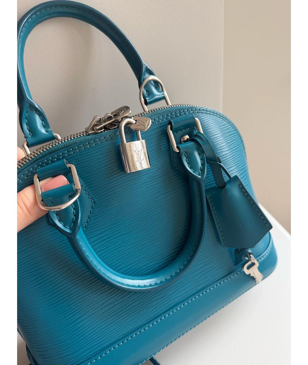 LOUIS VUITTON Бирюзовая кожаная сумка с короткими ручками, фото 7