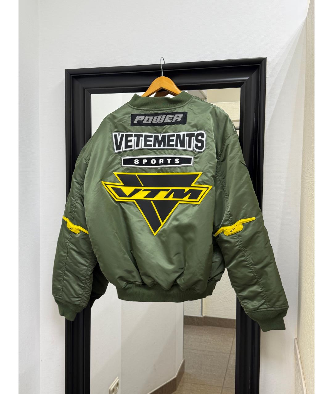 VETEMENTS Хаки нейлоновая куртка, фото 2
