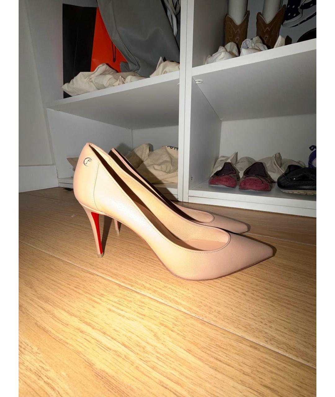 CHRISTIAN LOUBOUTIN Бежевые кожаные туфли, фото 5