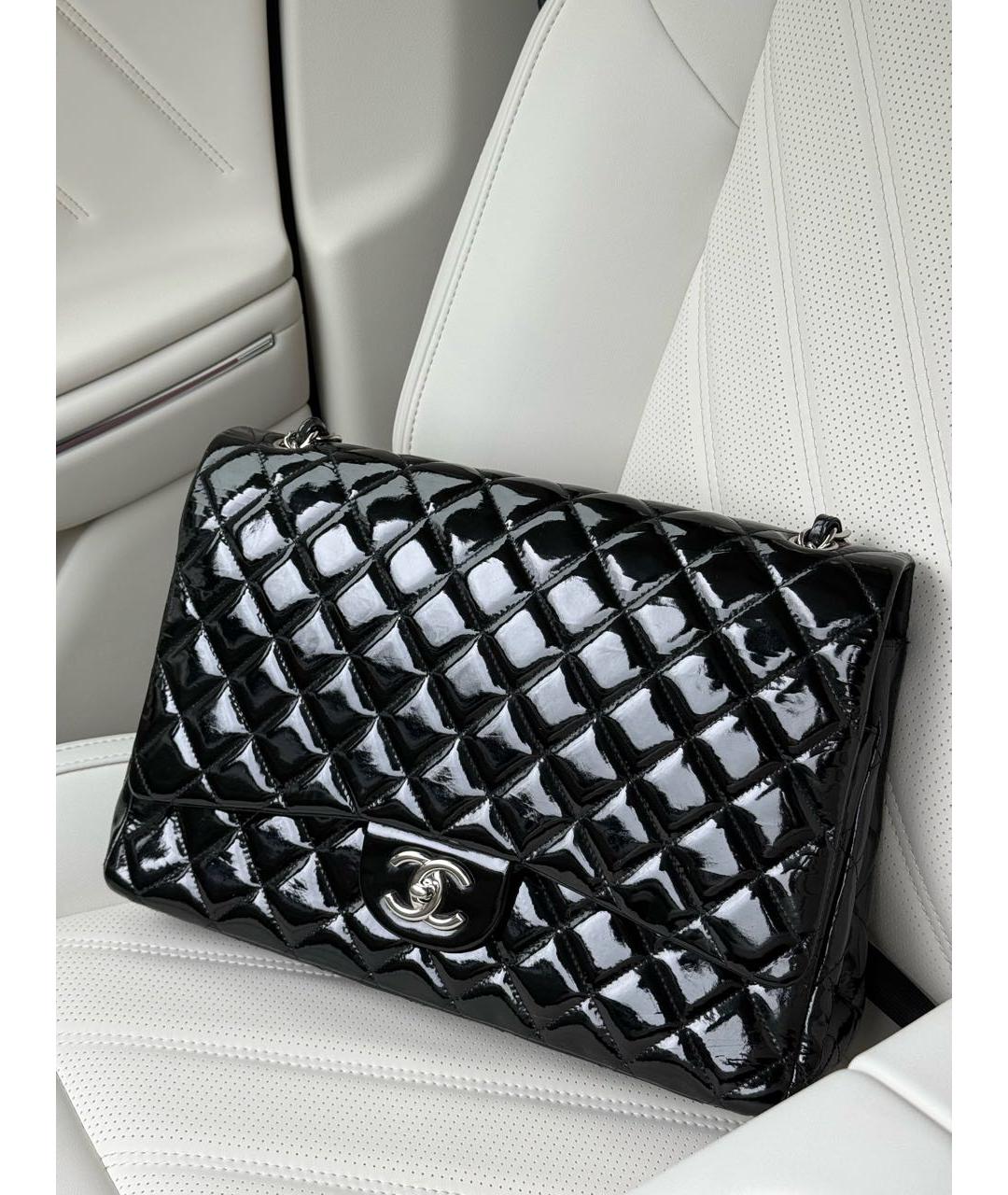 CHANEL Черная сумка через плечо из лакированной кожи, фото 9