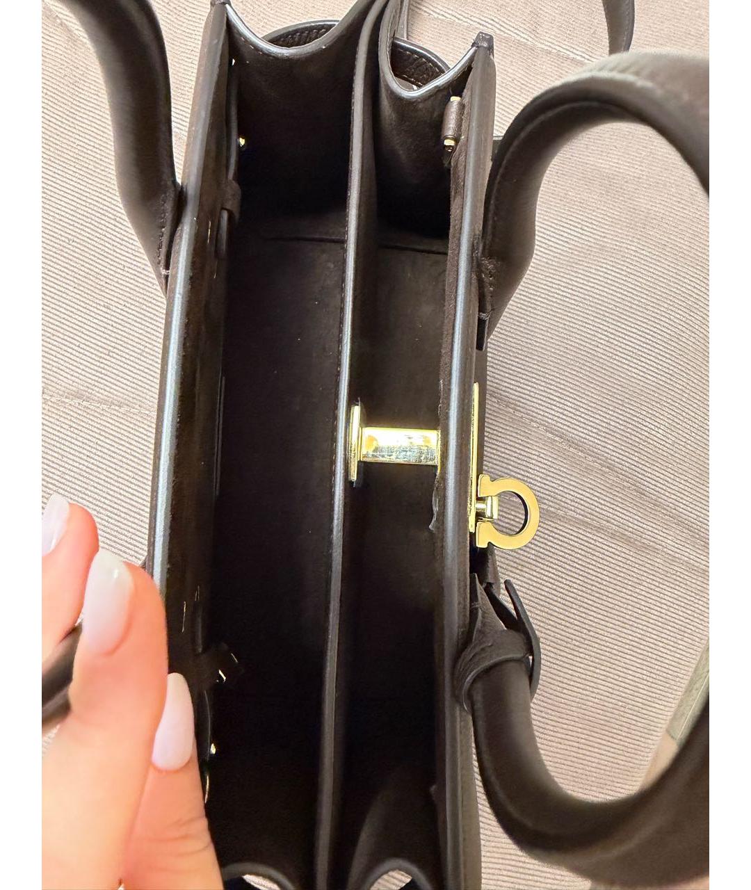 FERRAGAMO Коричневая кожаная сумка с короткими ручками, фото 3