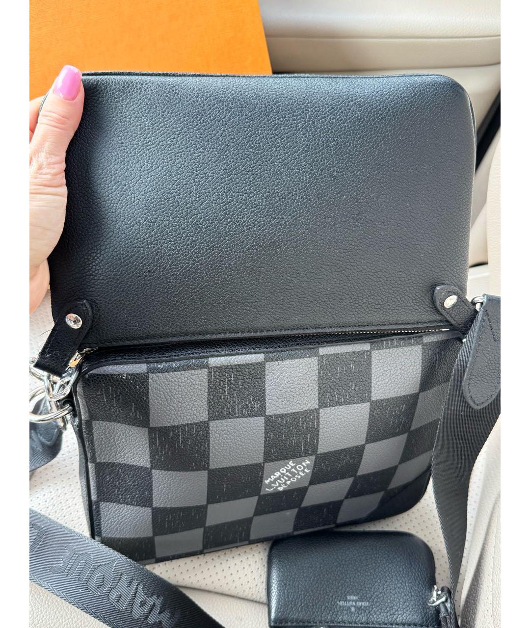 LOUIS VUITTON Антрацитовая кожаная сумка на плечо, фото 5