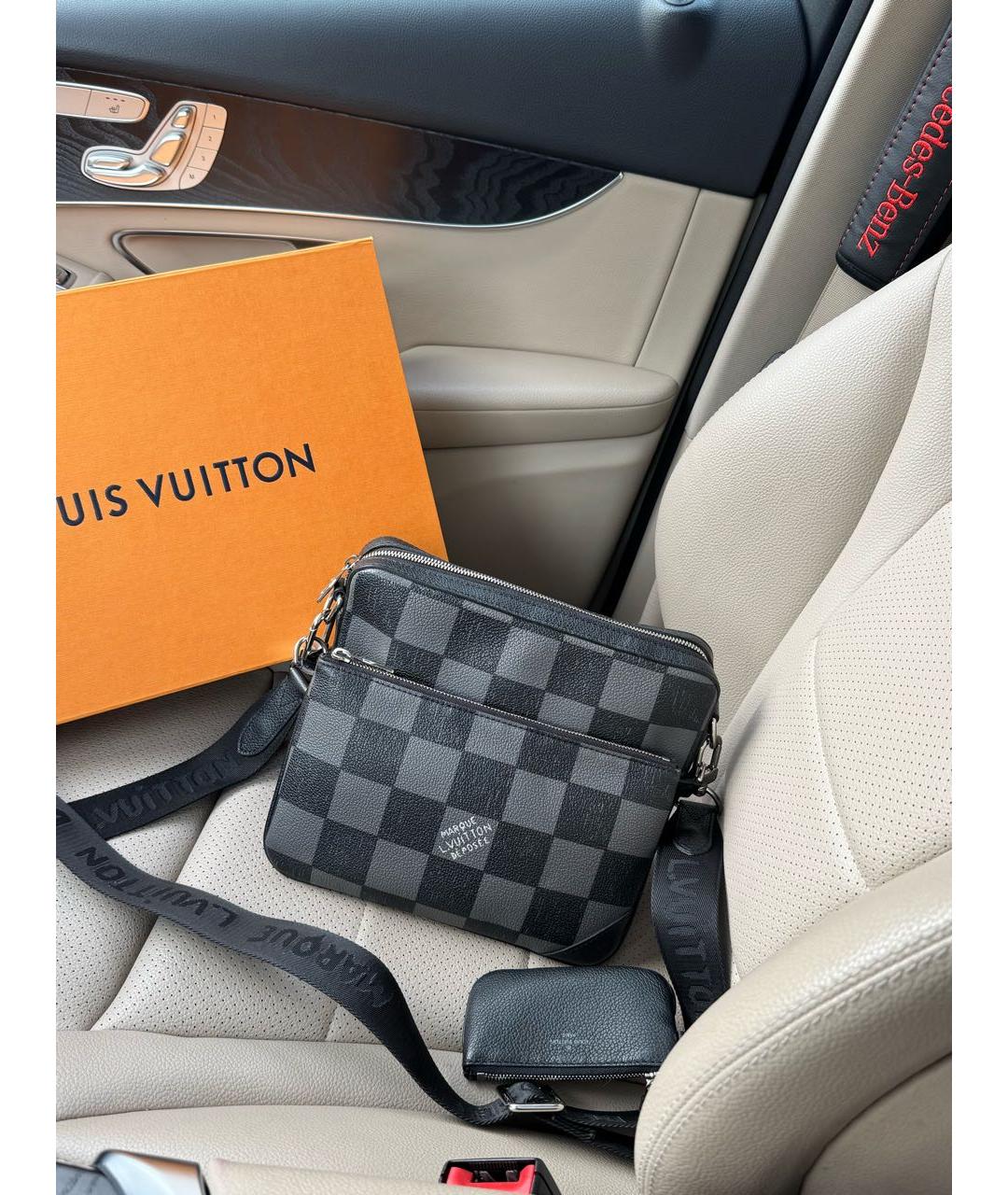 LOUIS VUITTON Антрацитовая кожаная сумка на плечо, фото 2