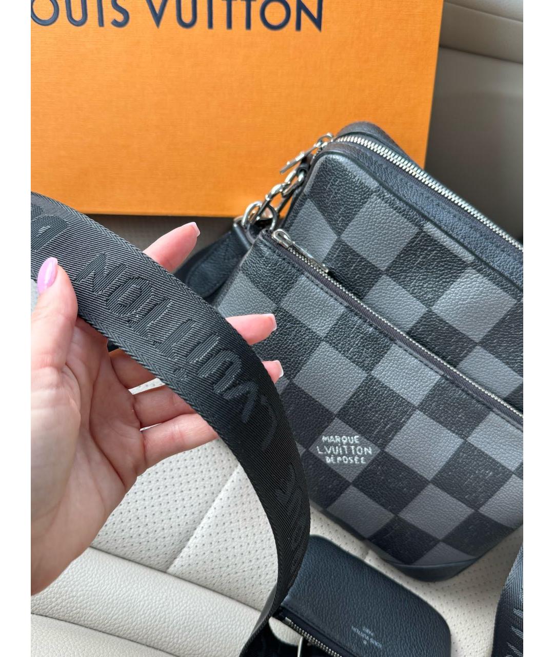 LOUIS VUITTON Антрацитовая кожаная сумка на плечо, фото 3