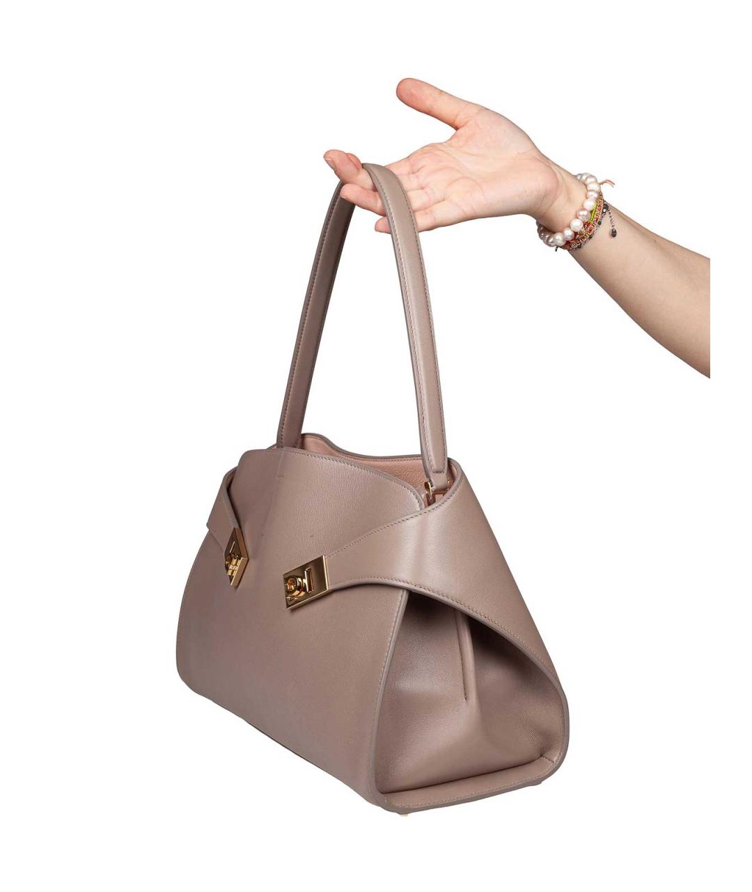 FERRAGAMO Бежевая кожаная сумка тоут, фото 2