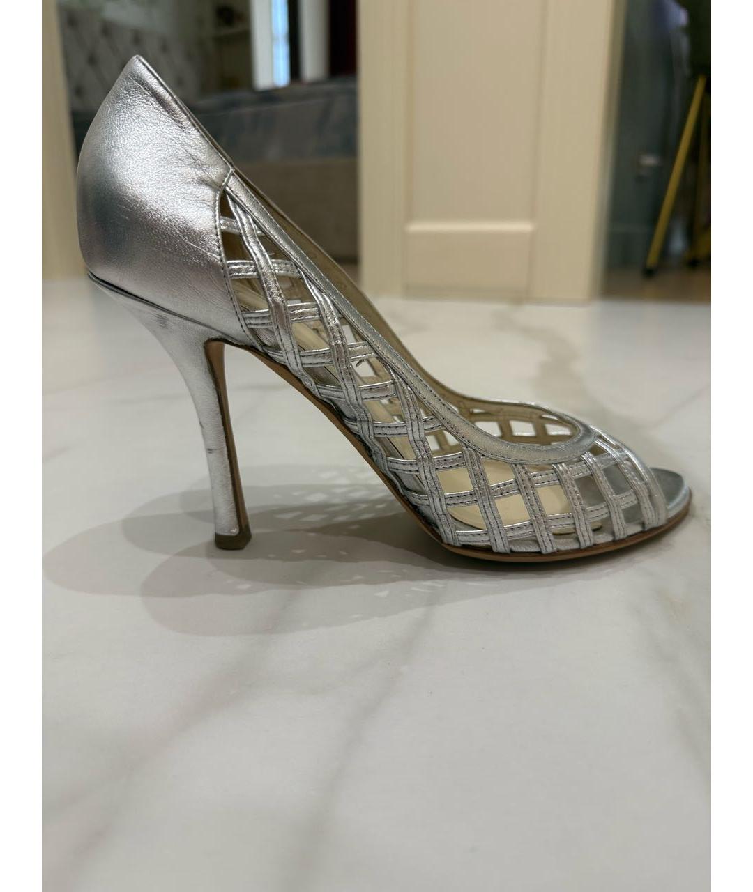 CHRISTIAN DIOR Серебряные кожаные босоножки, фото 7