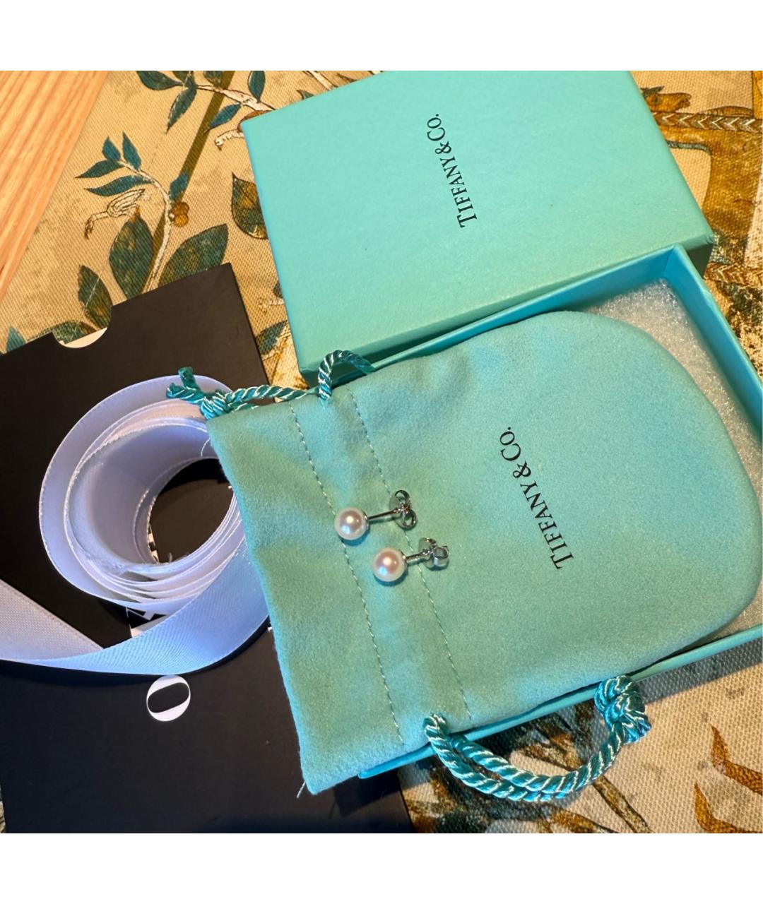 TIFFANY&CO Белые жемчужные серьги, фото 3