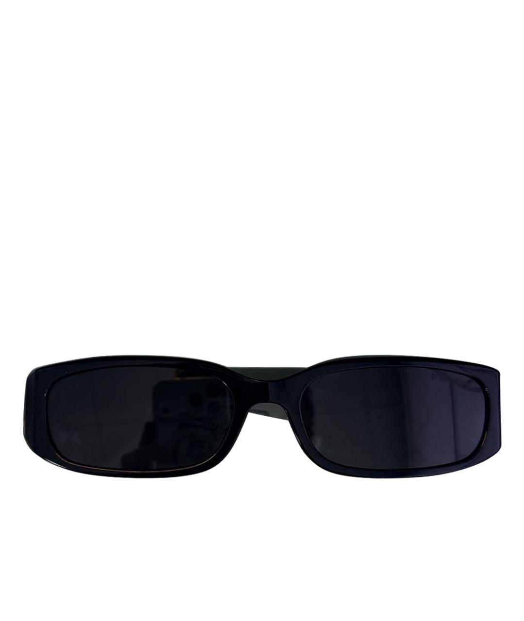 PRADA Черные пластиковые солнцезащитные очки, фото 1