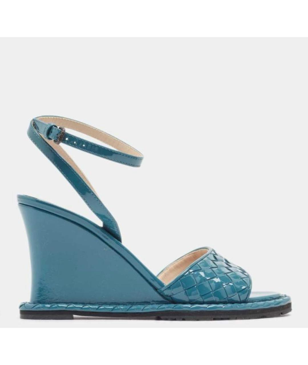 BOTTEGA VENETA Бирюзовые босоножки из лакированной кожи, фото 9