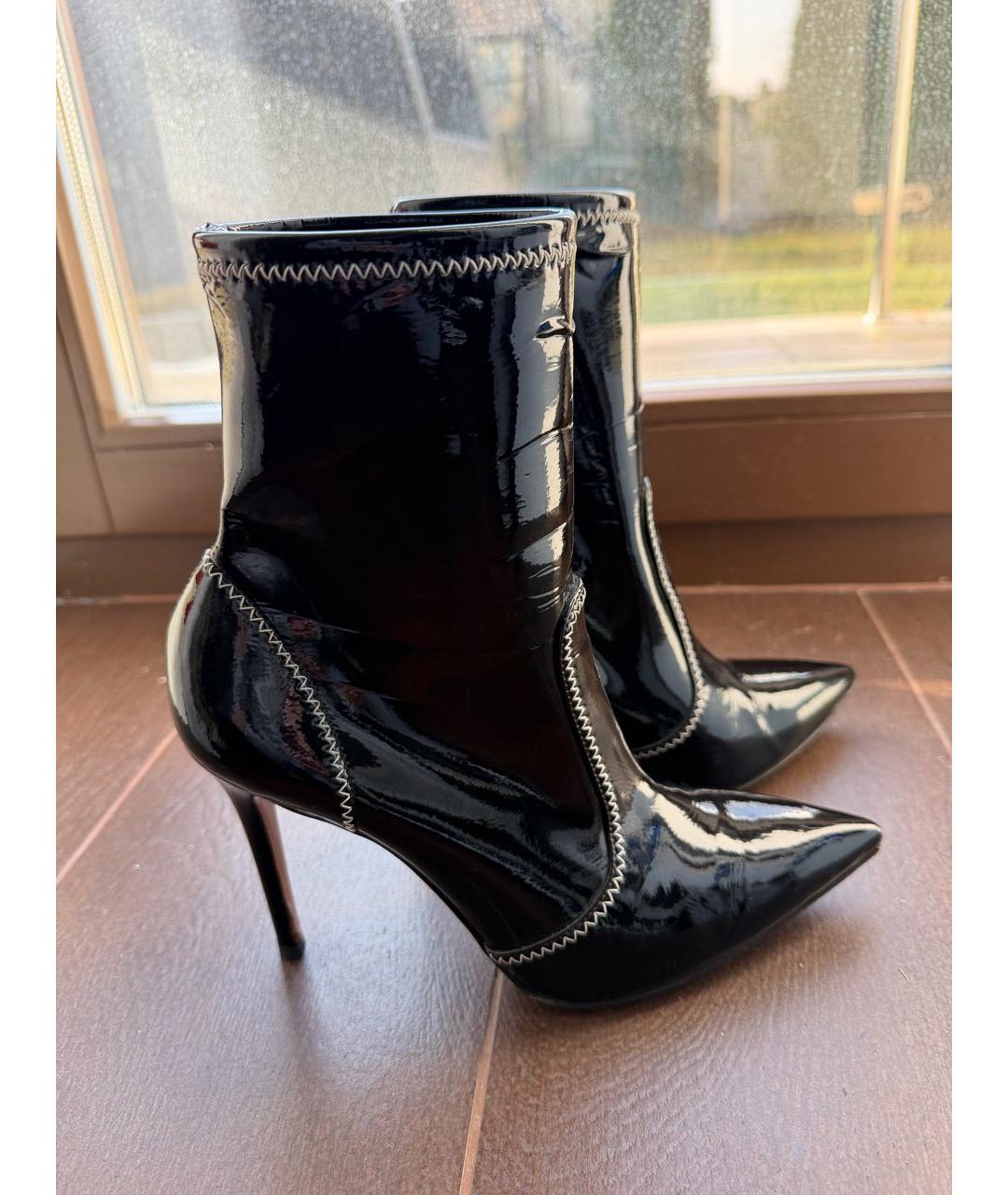 GIANVITO ROSSI Черные ботильоны из лакированной кожи, фото 4