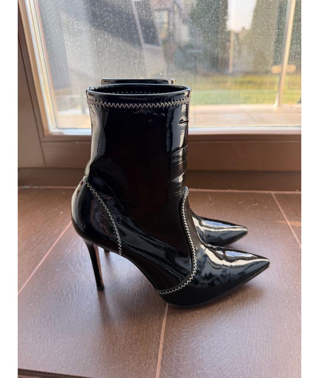 GIANVITO ROSSI Черные ботильоны из лакированной кожи, фото 6
