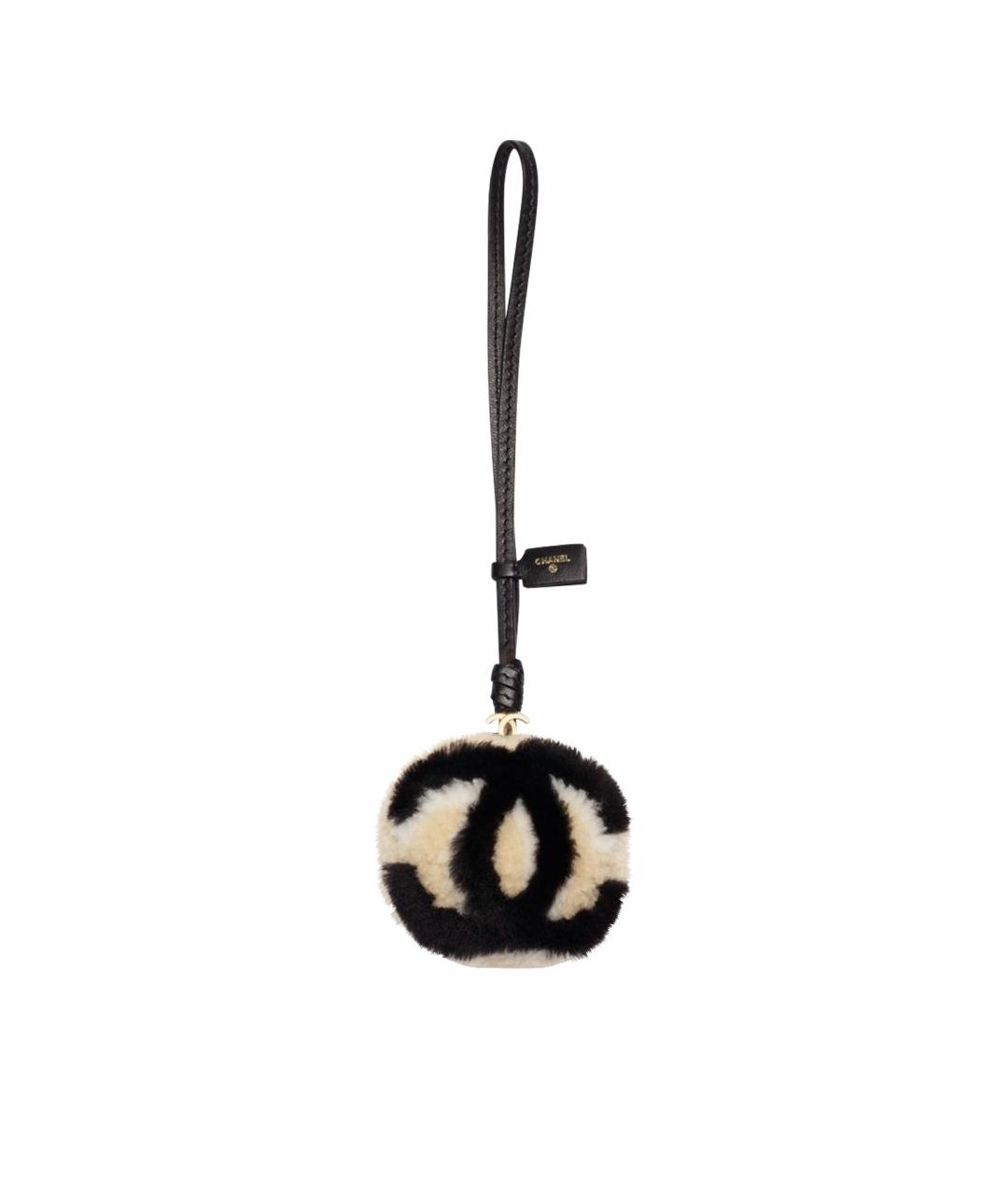 CHANEL Бежевый брелок, фото 1