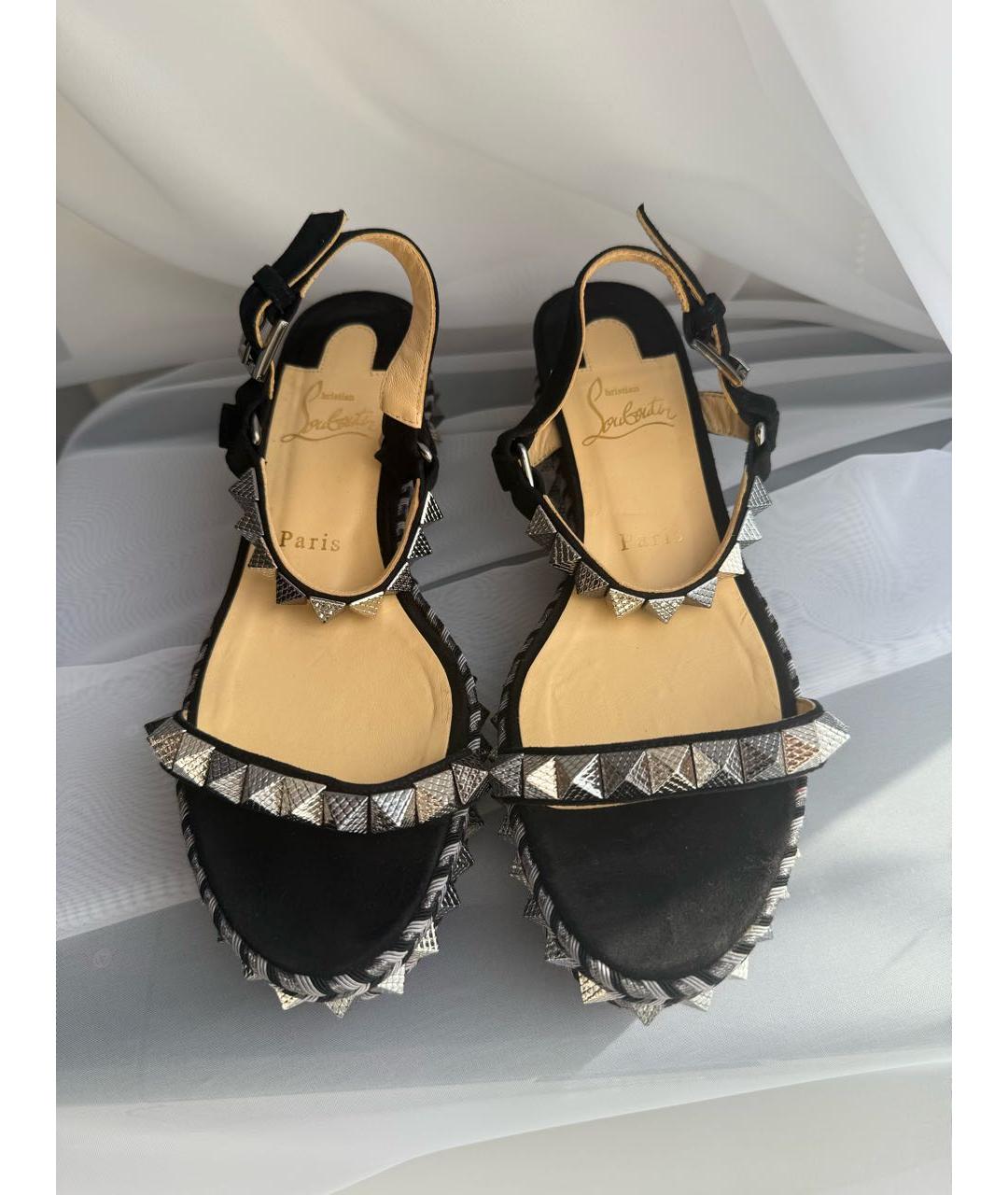 CHRISTIAN LOUBOUTIN Черные замшевые босоножки, фото 2