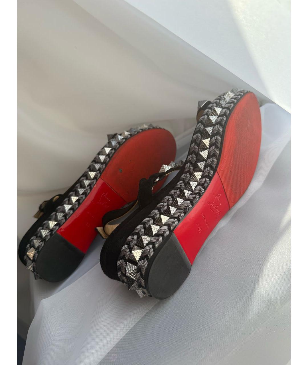CHRISTIAN LOUBOUTIN Черные замшевые босоножки, фото 5