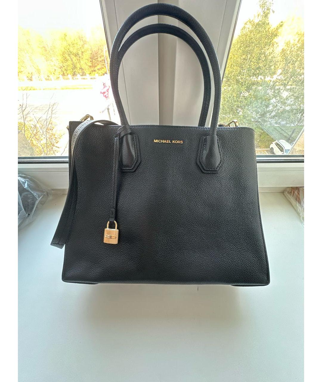 MICHAEL KORS Черная кожаная сумка через плечо, фото 5