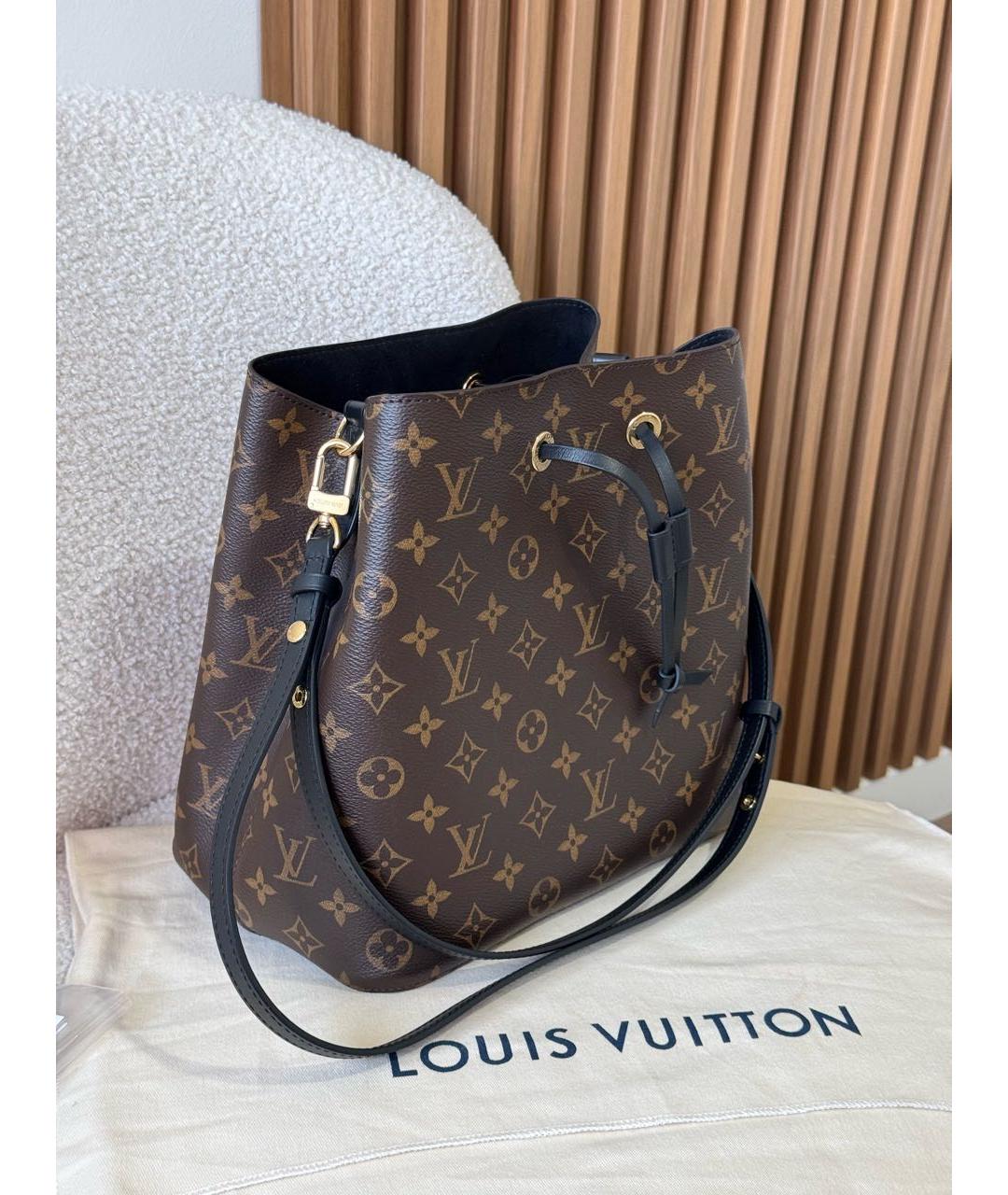 LOUIS VUITTON Коричневая сумка через плечо из канвы, фото 4