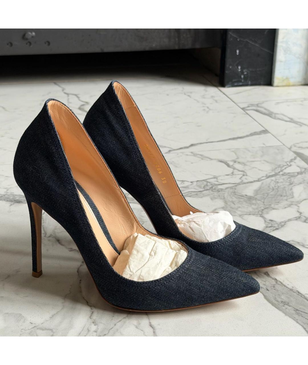 GIANVITO ROSSI Темно-синие текстильные туфли, фото 3