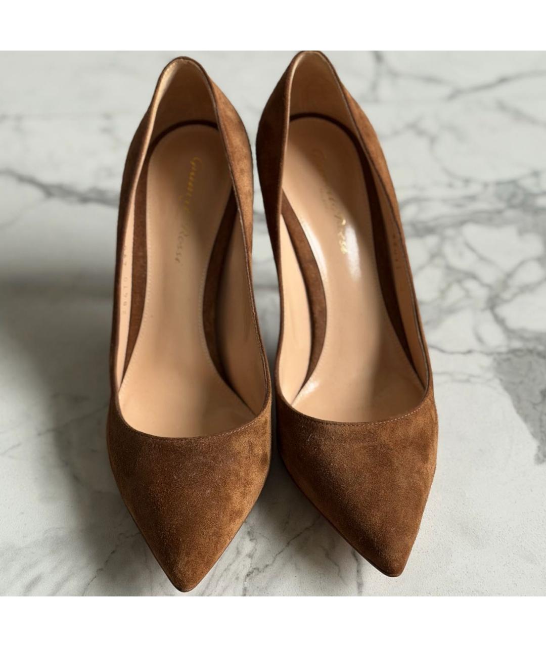 GIANVITO ROSSI Коричневые замшевые туфли, фото 4