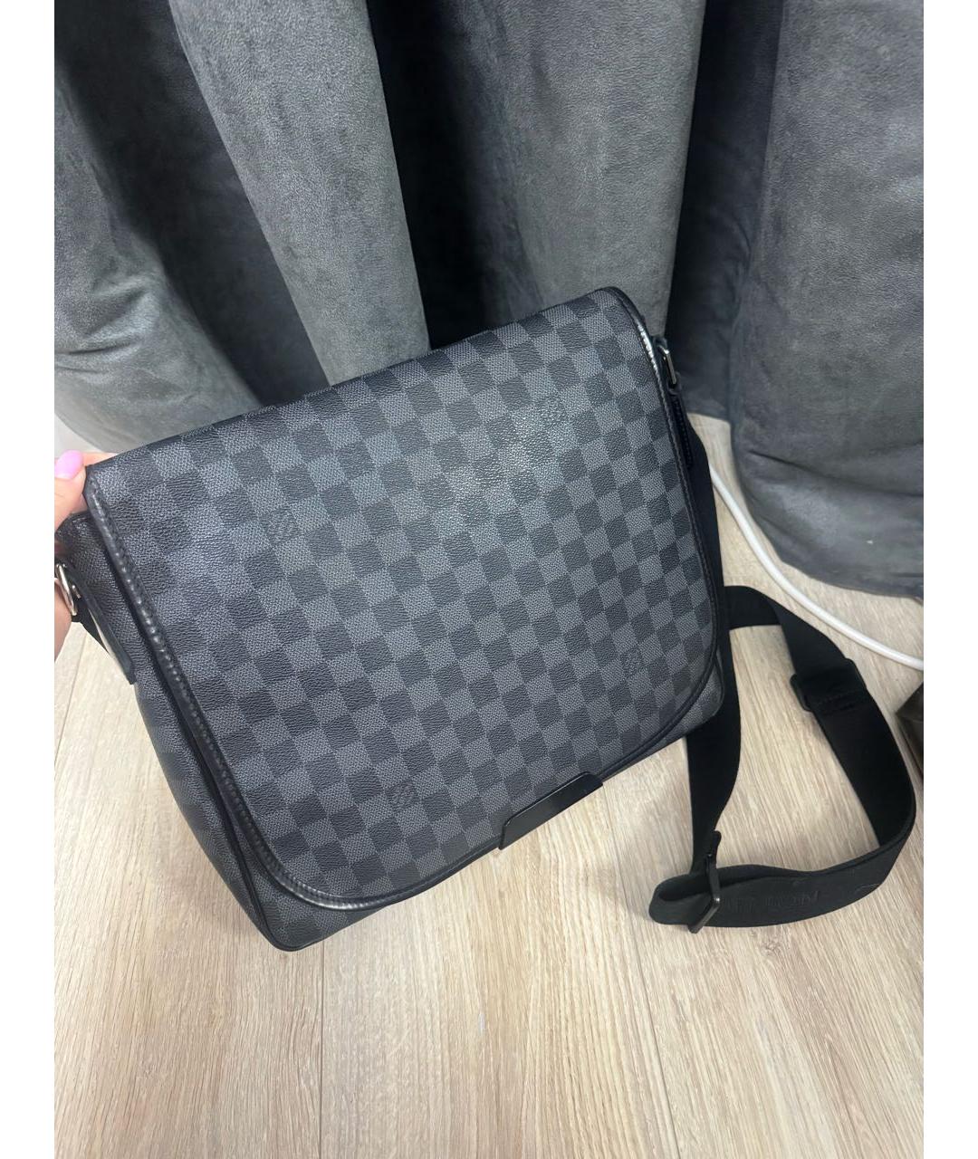 LOUIS VUITTON Серая сумка на плечо из канвы, фото 5