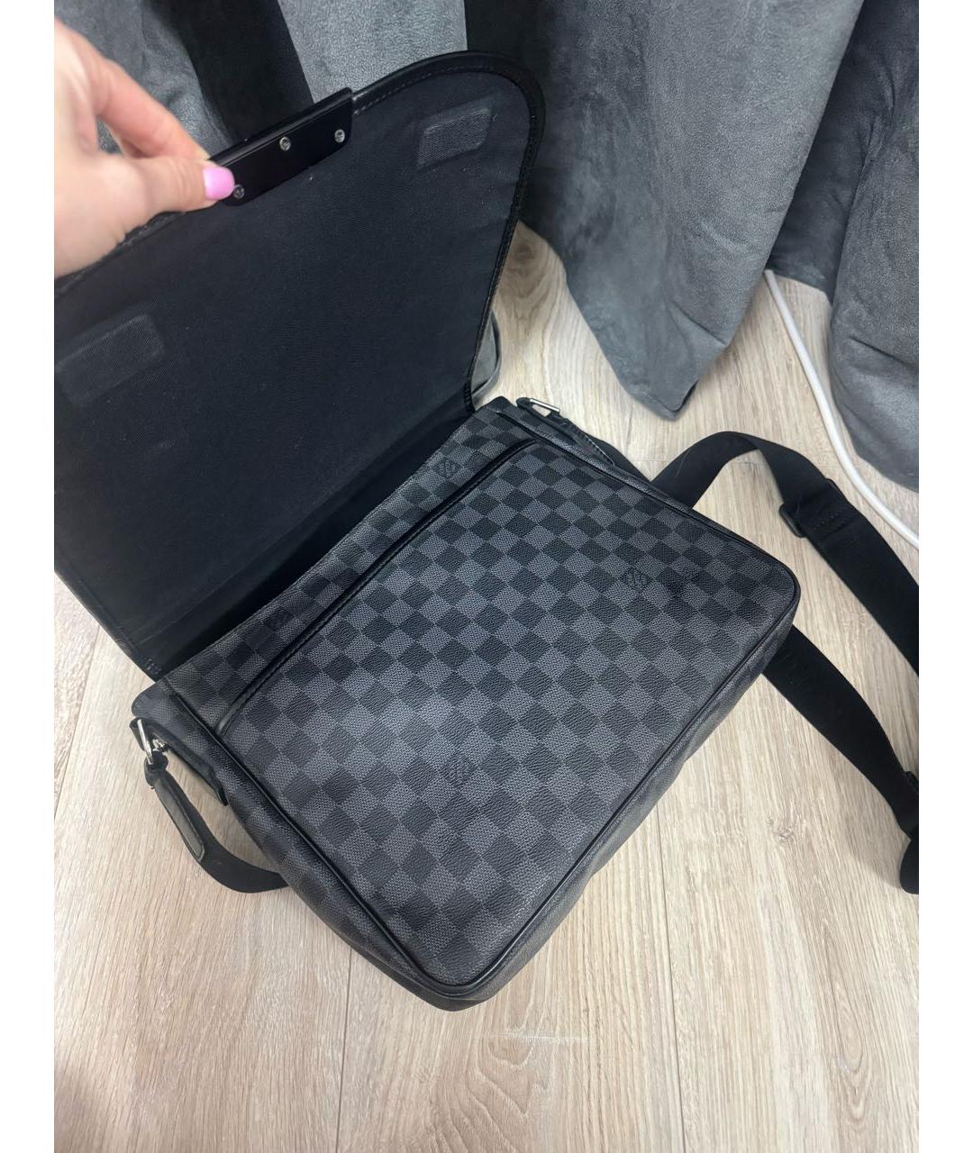 LOUIS VUITTON Серая сумка на плечо из канвы, фото 6