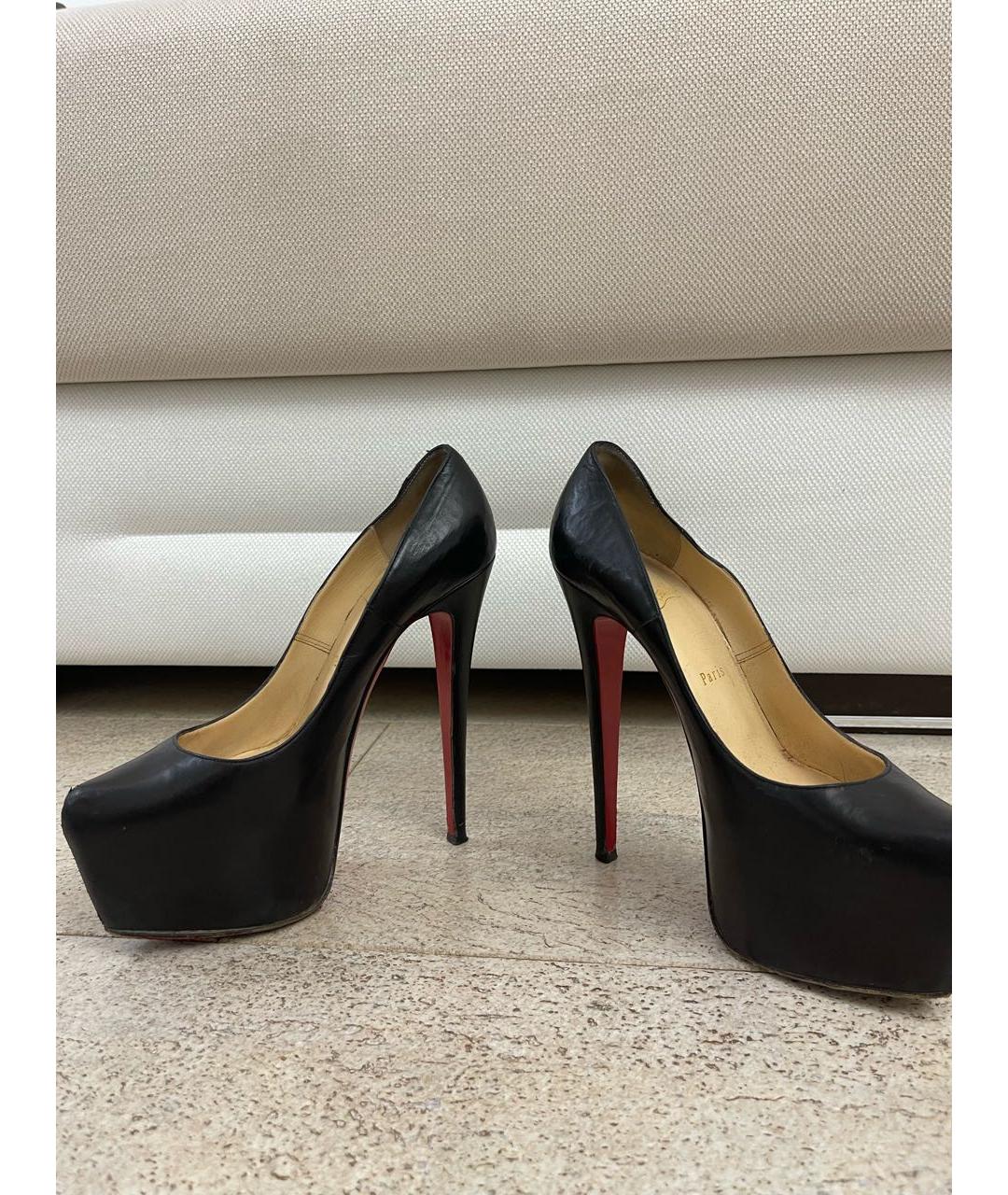 CHRISTIAN LOUBOUTIN Черные кожаные туфли, фото 2