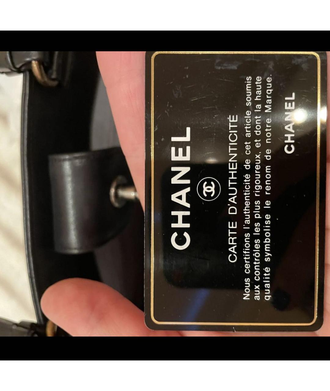CHANEL Черная кожаная сумка с короткими ручками, фото 5
