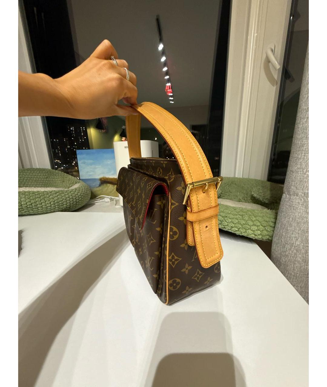 LOUIS VUITTON Коричневая сумка через плечо из канвы, фото 2
