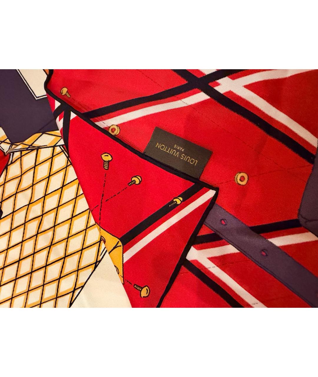 LOUIS VUITTON Красный шелковый платок, фото 2