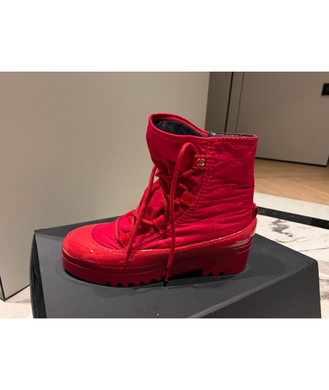 CHANEL Красные текстильные ботинки, фото 8