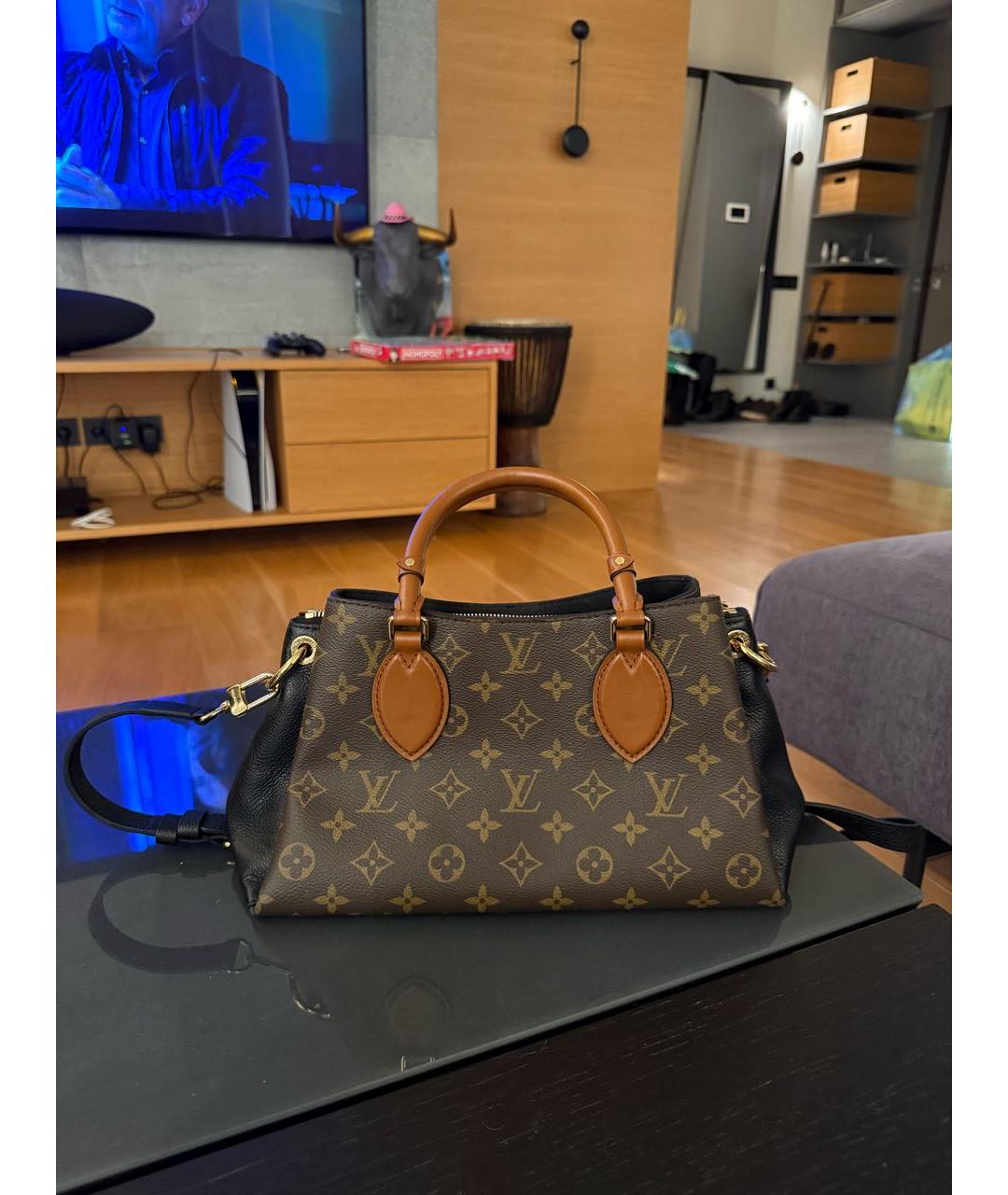 LOUIS VUITTON Коричневая кожаная сумка с короткими ручками, фото 6