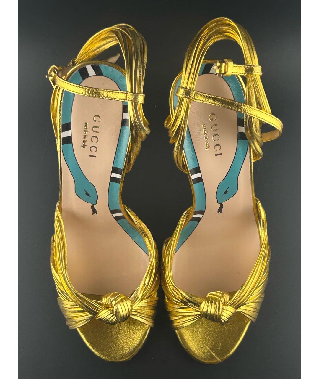 GUCCI Золотые кожаные босоножки, фото 3
